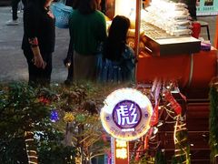 -三亚火车头万人海鲜广场