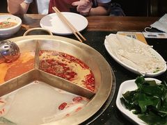 -周师兄大刀腰片火锅(洪崖洞旗舰店)
