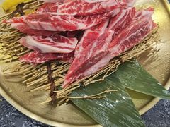 -臻牛烤肉