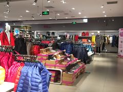 -唯品会(北京国瑞城店)