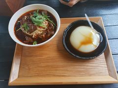 -呼啦面馆·头牌豌杂面(爱琴海店)