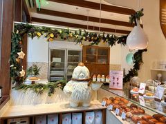 -VERIE BAKEHOUSE