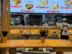 -弄堂咪道-饭香·面香·馄饨香(汇锦广场店)