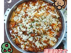 -亲昵春川鸡排(韩国美食街店)