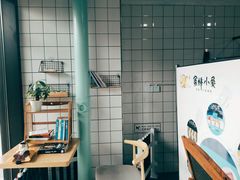 -蜜蜂小象·榴莲千层蛋糕(时代汇11栋店)