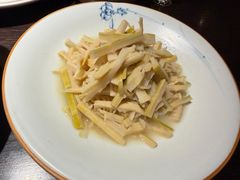 临安手撕羊尾竹笋-庐灶江南·江南菜·四合院Bistro(东直门雍和宫·原华侨宾馆店)