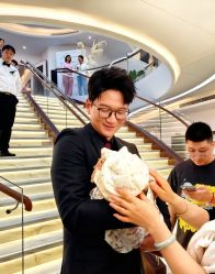 -Doris一站式游轮婚礼船东直营店(外滩店)