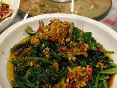 -洪霞餐馆·川菜·鲜货现炒(两江春城店)