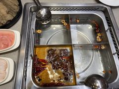-海底捞火锅(新松江路店)