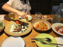 -JINNS锦时 steak&pizza(浸信会礼拜堂旧址店)