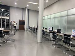 -杭州中升之星奔驰4S店(滨江店)