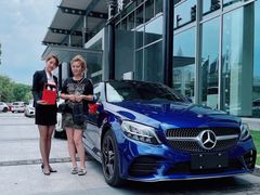 -上海星瀚奔驰4S店(红柳路店)