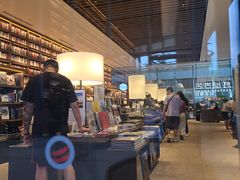 -茑屋书店(天目里店)