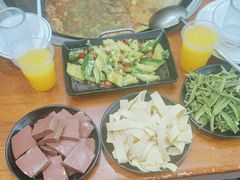 -曹丞相·地锅鸡·地锅鱼(武林店)