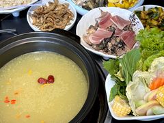 -野菌皇海景野生菌火锅(滨海大道店)