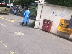 -上海宾馆-停车场