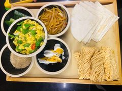 -挂旗柴锅鸡(蚌山区嘉年华店)
