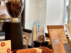 -Reset Coffee 与海咖啡