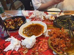 -李双猪·小龙虾·烧烤·羊肉煲(乐山店)