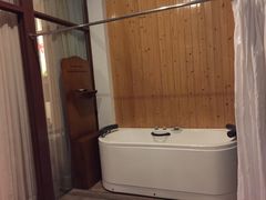 -中铁花水湾温泉酒店(大邑店)