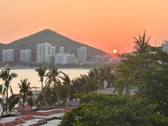 -不仔客海鲜·烧烤·270度海景餐厅(大东海店)