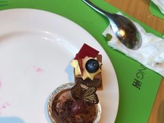-两咖啡自助餐厅(静安香格里拉酒店)