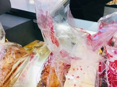 -红房子西点(汇联商厦天钥桥路店)