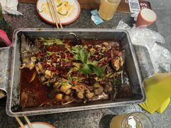 -路边边地标烧烤·川菜·小龙虾·音乐酒馆(良乡长虹店)
