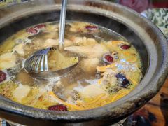 养颜花胶鸡-捞围鲜·港式打边炉(海阳路店)