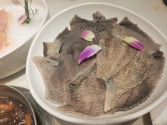 牛百叶(毛肚)-围炉夜话·潮汕卤水火锅(榕江店)