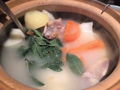 丽江腊排骨锅-一坐一忘云南菜(北京skp店)