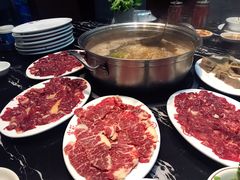 -一鼎牛鲜活牛肉城(晋江海峡国际食品城店)