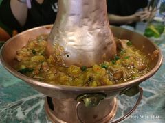 土司铜锅油焖鸡-浩海火烧云傣家菜(京广店)