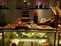 -三亚湾海居铂尔曼度假酒店