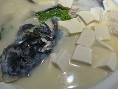 -卢大鲜鱼头捞饭(美利广场店)