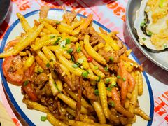 -威记烧嘢·南宁烧烤·超级生牛(绿地店)