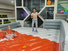 -碧中海汤泉汗蒸酒店