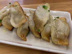牛肉鍋貼-小姜锅贴(凤凰街店)