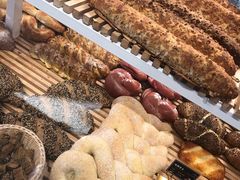 -焙丽拾光(麦凯乐直营店)