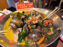 -老闵田螺馆·南昌市井菜·特色小吃(总店)