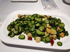 脆瓜炒扇贝丁-小螺号海鲜·地道鲁菜(泉城广场店)