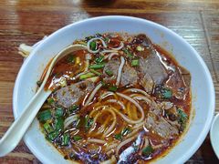 -遵义虾子张六羊肉粉(普陀路店)