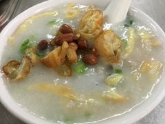 一品荔湾艇仔粥-银记肠粉店(市二宫店)