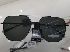 -无界眼镜MaxLess(南翔印象城店)