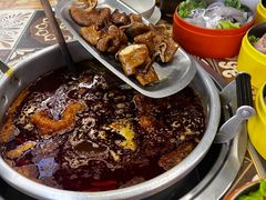 -顶上头·螺蛳火锅(五一新村店)