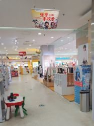 -孩子王童乐园(唐山万达广场店)