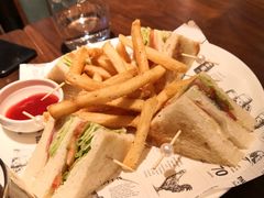 -Ambra Haus琥珀屋精酿餐厅(宝山店)