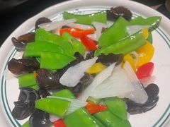 -云海肴·汽锅鸡·云南代表菜(浦江欢乐颂店)