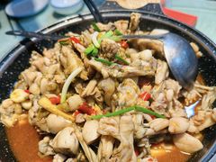 -昱龙大盆牛蛙馆(三兴街总店)
