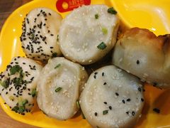 -小杨生煎(金山百联购物中心3楼店)